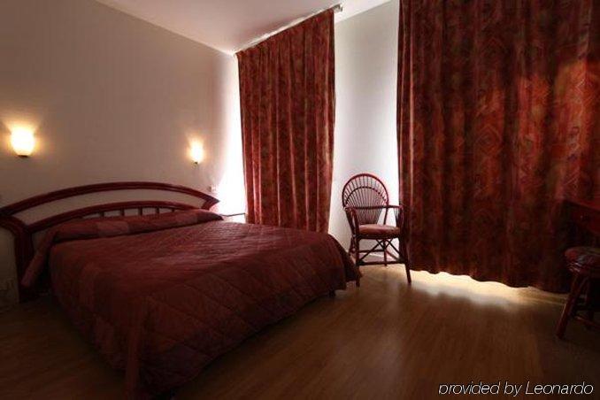 Garden Hotel Toulouse Cameră foto